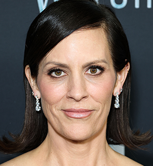 Annabeth Gish
