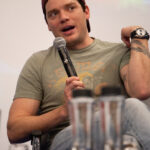 Dominic Sherwood &ndash; From Idris to Paris &ndash; Shadowhunters